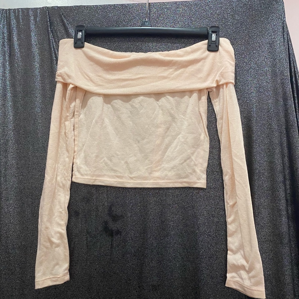 Off the shoulders shirt